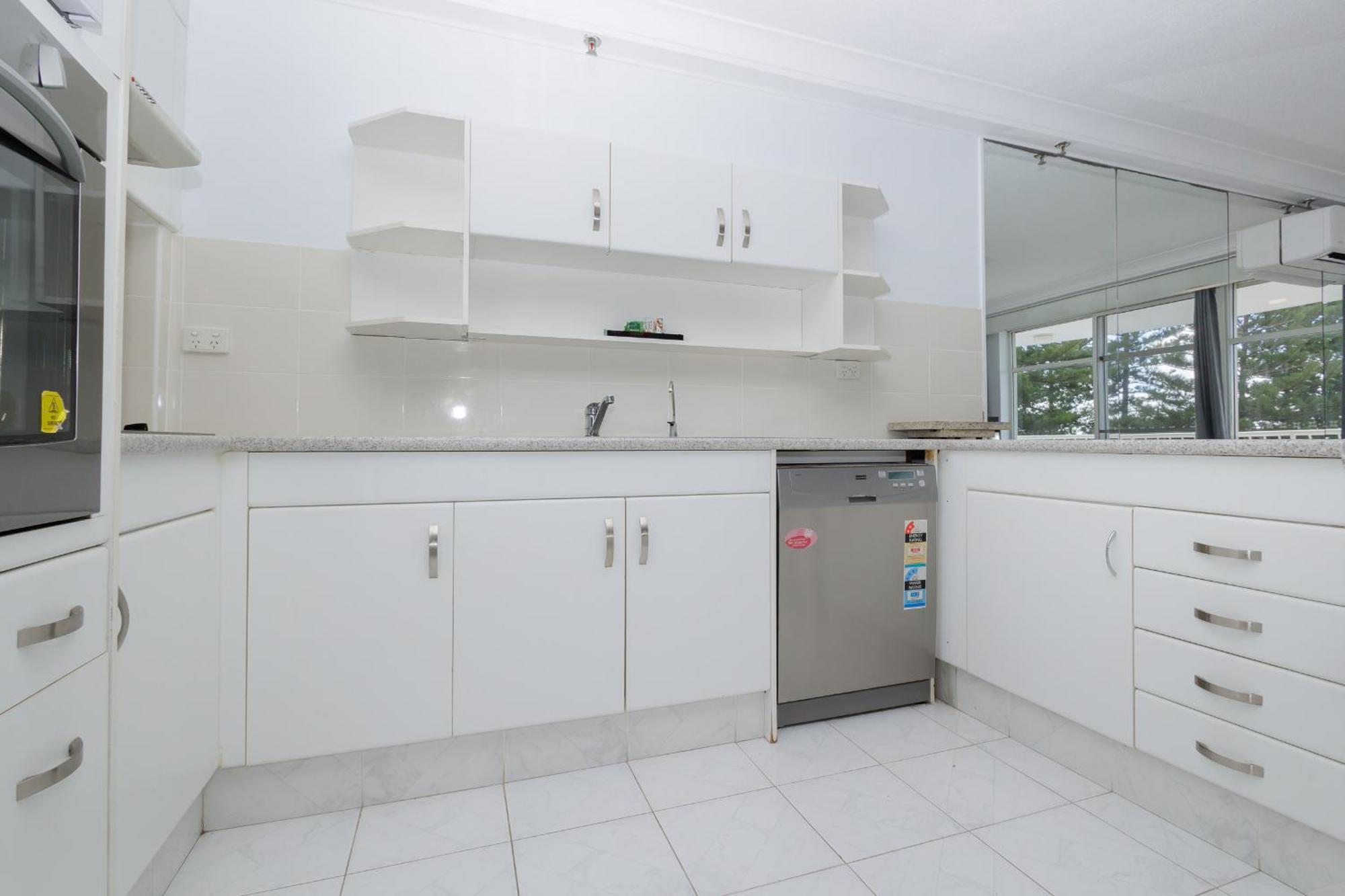 เบอร์เลห์ เซิร์ฟ Aparthotel โกลด์โคสต์ ภายนอก รูปภาพ